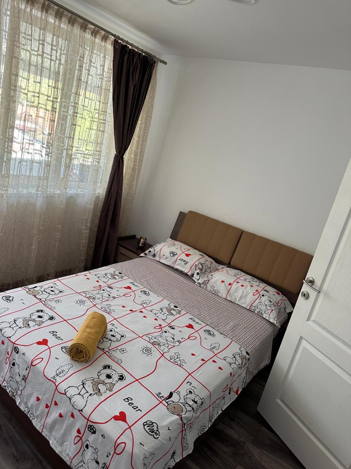 Apartament 4 Camere Оршова Екстер'єр фото